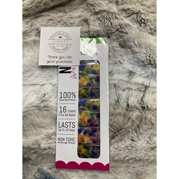 100% Real Nail Polish Strips 16 Pack Fits All Nails Up To 10 Days Non-Toxic - Picture 1 of 3